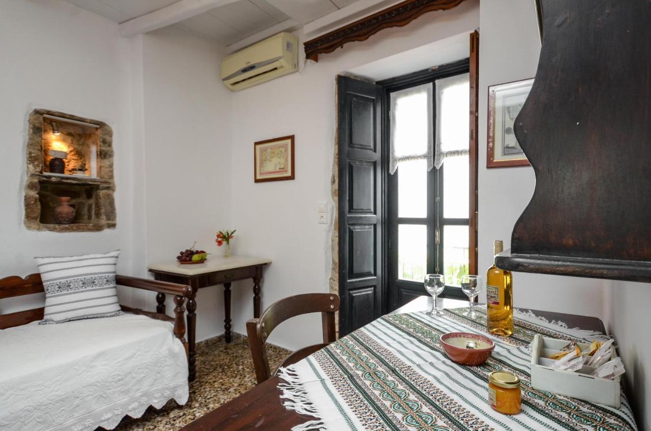 Venetiko Apartments Naxos City Exterior foto