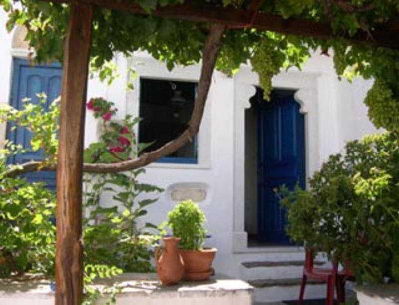 Venetiko Apartments Naxos City Exterior foto